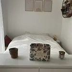 Apartment With Terrace Near Montmartre